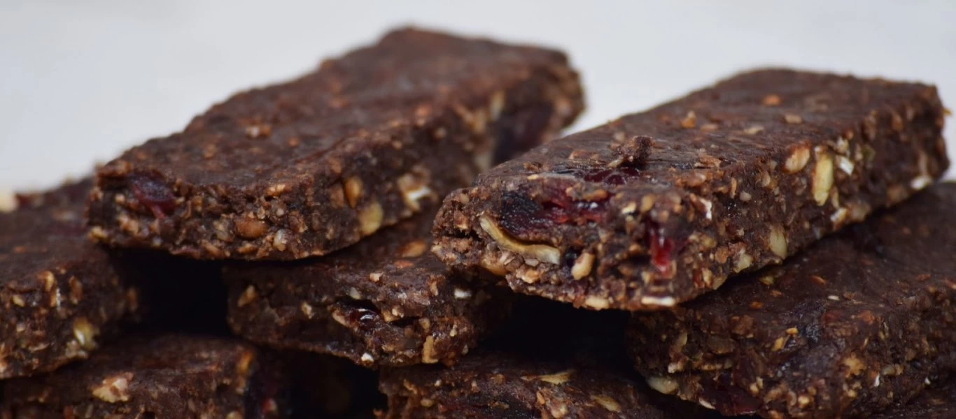 Δείτε πως φτιάχνονται οι μπάρες πρωτεΐνης (βίντεο)